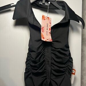 SHEIN Black Ruched Crop Top